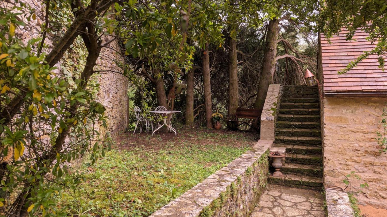 Bonfarto Locations Hotel Urval Bagian luar foto