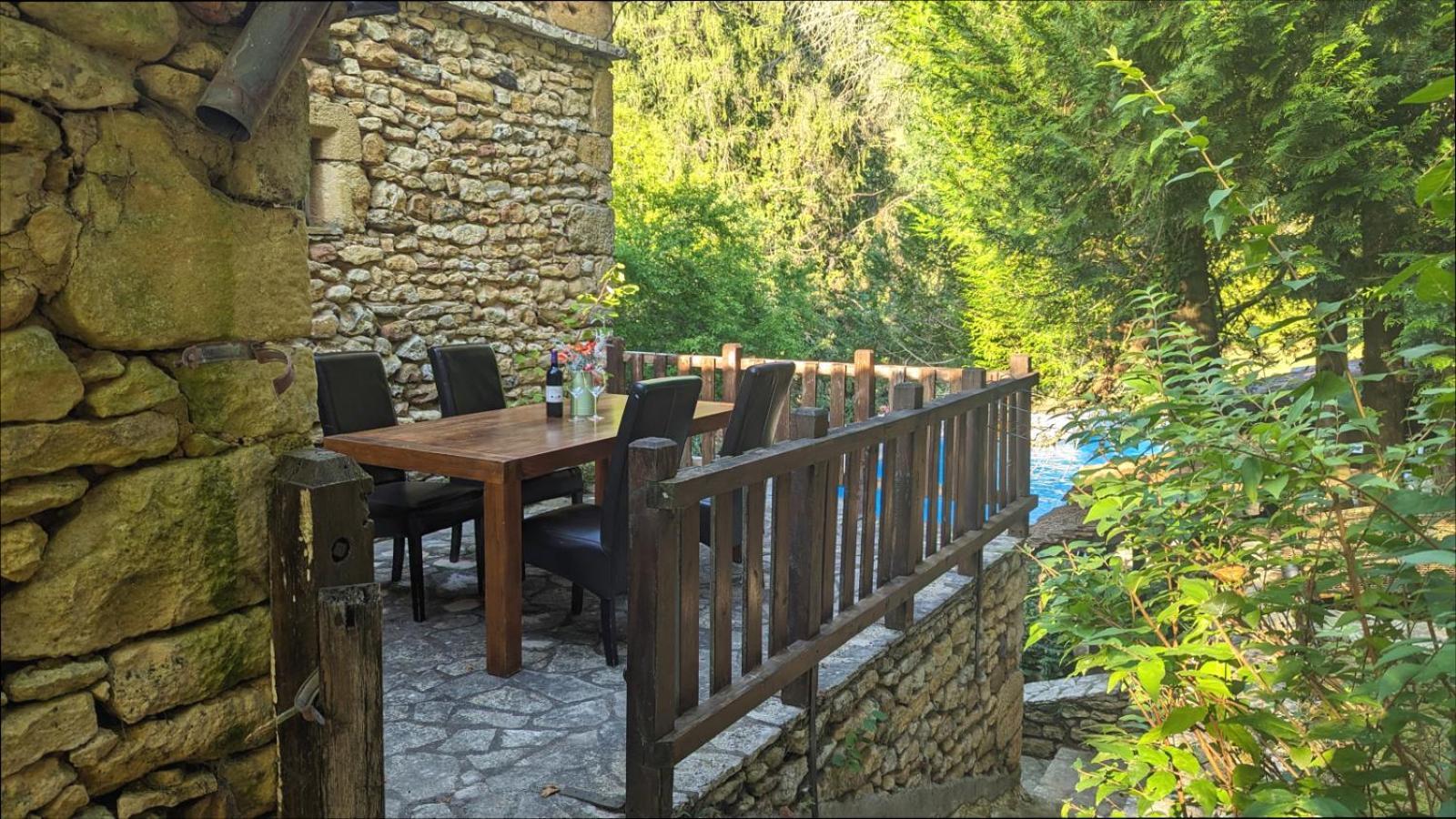 Bonfarto Locations Hotel Urval Bagian luar foto
